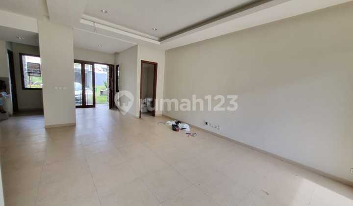Ready-to-Occupy House with Back Garden in Alam Sutera 2