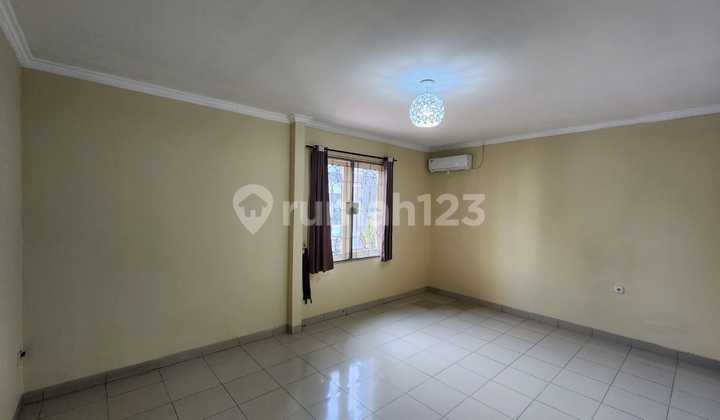 For Sale House in Vila Permata Gading, Kelapa Gading, North Jakarta For Sale House in Vila Permata Gading, Kelapa Gading, North Jakarta