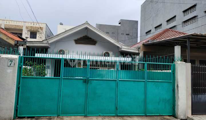 Dijual Rumah Tua Jatinegara Jakarta Timur
