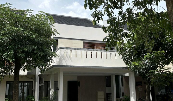 Eminent Prestigia Furnished Interior House in BSD