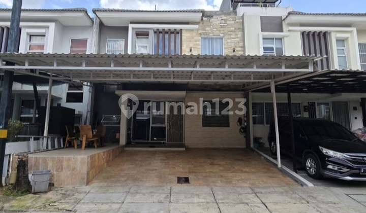 Serenade Lake Gading Serpong Semi-Furnished Move-In Ready House