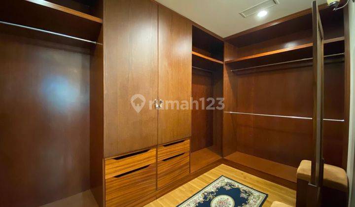 Pakubuwono Residence 3 Kamar For Sale, Beautiful Pool And Garden View 2