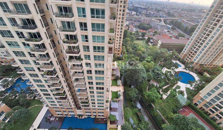 Pakubuwono Residence 3 Br, Beautiful Pool View Jual Cepat 2