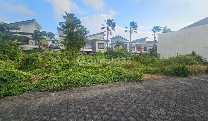 300m2 land in Canggu Berawa near Lingk Villa beach  2