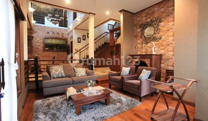 Di Jual Cepat Rumah Bagus Fullfurnish Dalam Cluster di Surya Setra