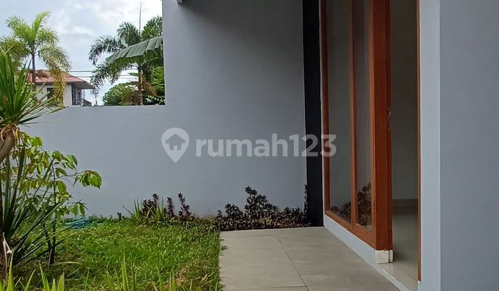 Di Jual Rumah Baru Lokasi Awiligar 1