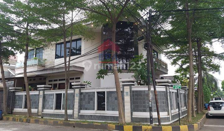 Rumah besar fullfurnish siap huni di komplek pasadena 1