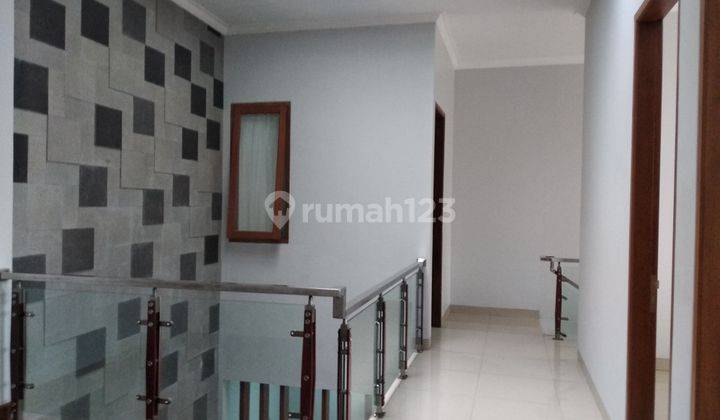 Di sewakan cepat Rumah di Cigadung 2 Lantai Bagus siap huni 2