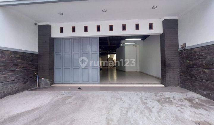 Dijual Ruang Usaha Jalan Pungkur Balonggede Regol Bandung 1