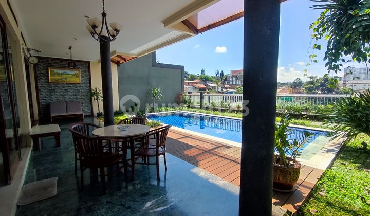 Di jual rumah lux fullfurnish di ciumbuleuit bandung utara