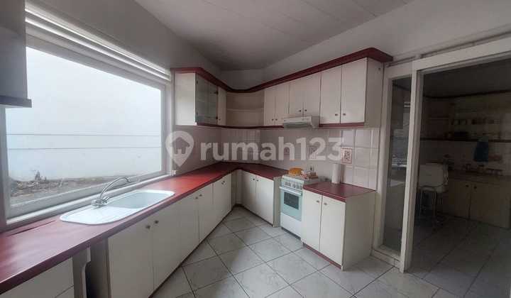 For Sale Well-Maintained House in Terusan Sutami 2