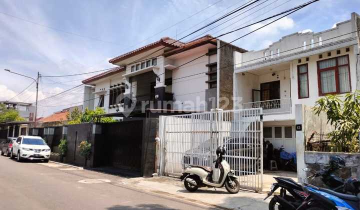 Di Jual Cepat Rumah Tengah Kota Strategis di Ciateul 1