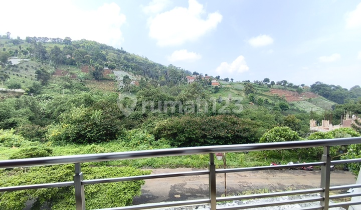 For Rent: Nice Villa in Dago Pakar Resort For Rent: Nice Villa in Dago Pakar Resort