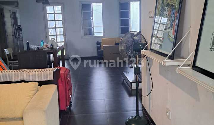 Rumah Bagus Dekat Masjid dan Tol Terdepan di Citra Grand Cibubur