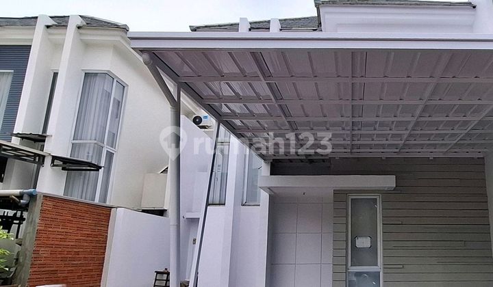 Contemporary Minimalist House Ready to Occupy Like New in Cibubur Tourist City Contemporary Minimalist House Ready to Occupy Like New in Cibubur Tourist City