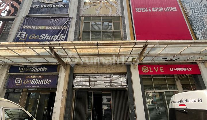 Ruko Kawasan Niaga Pinggir Jalan Besar Strategis Di Cibubur Ruko Kawasan Niaga Pinggir Jalan Besar Strategis Di Cibubur