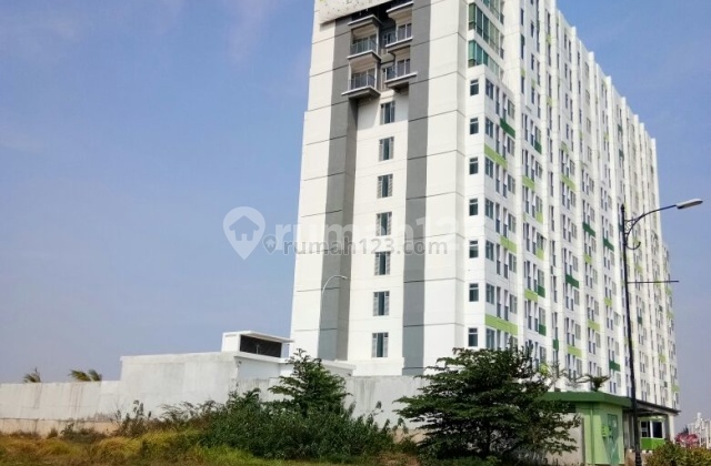 FOR RENT 2 Bedroom Apartment Unfurnished Cheap Comfortable Spacious Green Environment Jababeka FOR RENT 2 Bedroom Apartment Unfurnished Cheap Comfortable Spacious Green Environment Jababeka