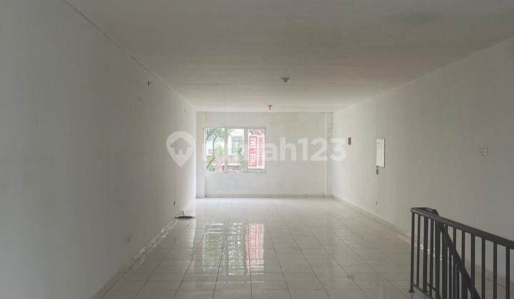 Ruko 2 Lantai Pinggir Jalan Raya Lippo Cikarang Siap Usaha Strategis