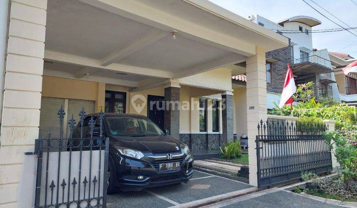 Rumah siap huni di tengah kota Bogor, dekat ke Botani square 2