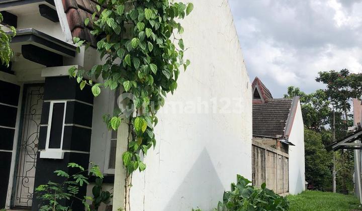 Rumah Murah Banget Posisi Bagus Hoek Tengah Cocok Utk Jualbeli 2