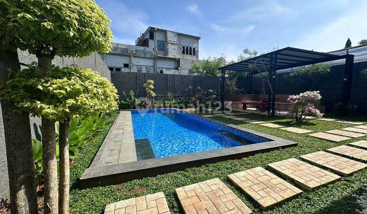 Rumah Asri Full Furnished Plus Swimming Pool Di Sentul City. 1