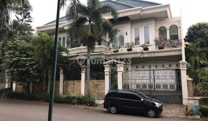 Rumah Cantik Plus Kolam Renang di Raffles Hills Cibubur 1