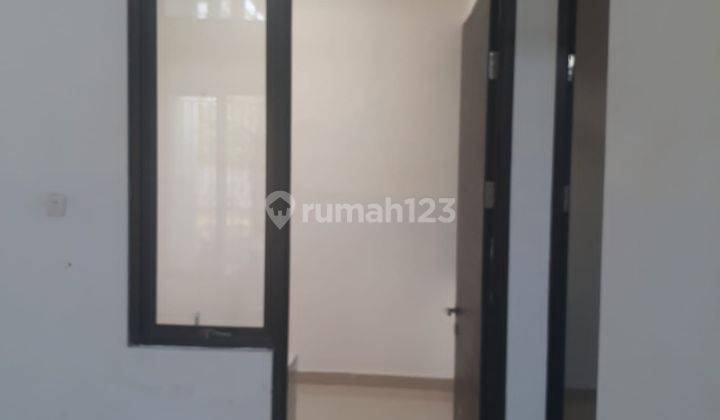 Rumah Minimalis Siap Huni Metland Transyogi 2