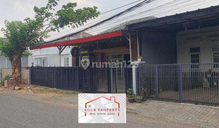 Rumah Bagus Lahan Luas Cibubur Country dekat tol 1