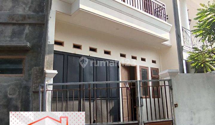 Rumah Cantik 2 Lantai Dekat Tol Ciracas Jakarta Timur 1