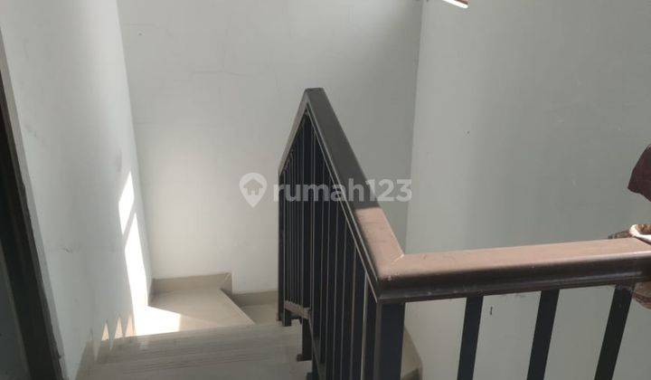 Rumah Minimalis Modern 2 Lantai Dalam Cluster di Metland Transyogi Cileungsi 2