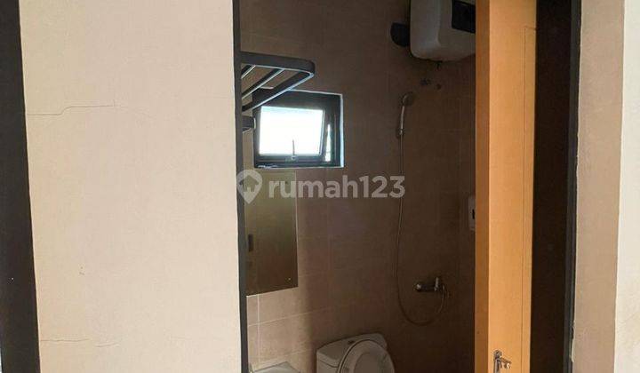 Rumah Cantik Minimalis 2 Lantai Siap Huni di Metland Transyogi Cileungsi 2