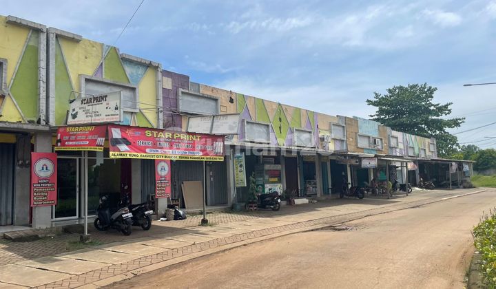 Shop House Near Market Suitable for Business SHM Ready to Occupy 1