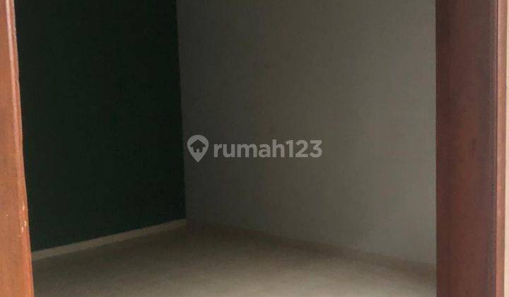 Rumah Cantik Murah 3 Lantai Siap Huni di Kota Wisata Cibubur 2