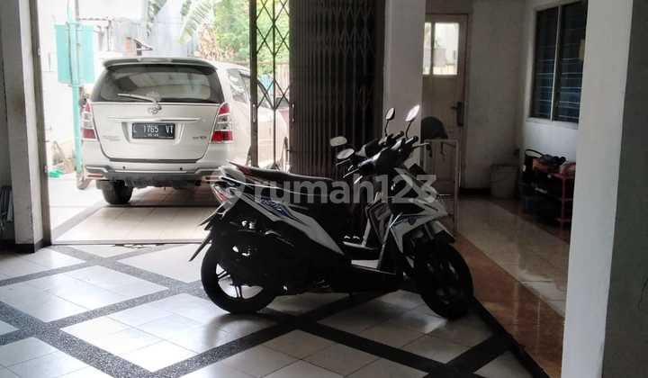 Dijual Rumah kos aktif dekat UK Petradi Siwalankerto Selatan Dijual Rumah kos aktif dekat UK Petradi Siwalankerto Selatan