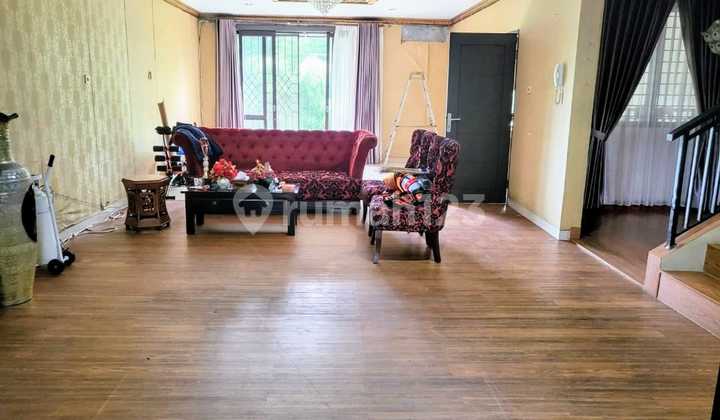 Rumah Dijual Modern Golf Town House Modernland