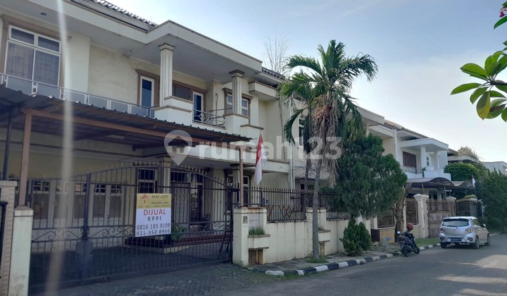 For Sale: Golf Garden House in Modern City 2