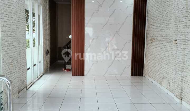 For Sale Modern Town Market Modernland Shop House 2