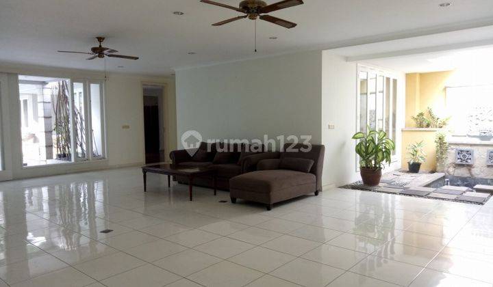 Good house in strategic location of south Jakarta  &#34;The price can be negotiable&#34; 1