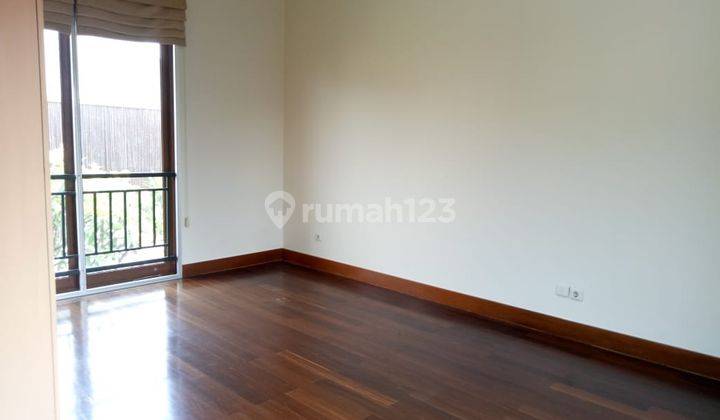 Luxury and huge house in Kemang area 1