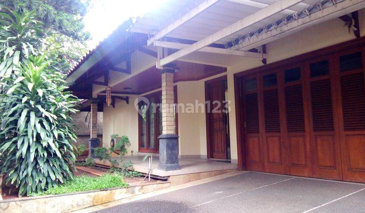 Comfortable and hommie house in area kemang for expatriat and others &#34; The Price Can Be Negotiable &#34; 1