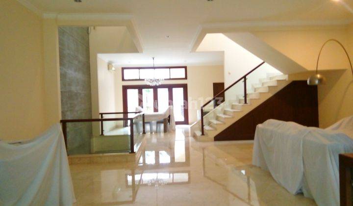 Comfortable and beautiful house In area Menteng for expatriat and others &#34;The price can be negotiable&#34; 1