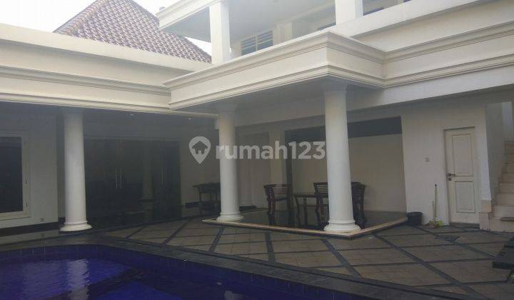 Comfortable and beautiful house In Menteng area for expatriat and others &#34;The price can be negotiable&#34; 2