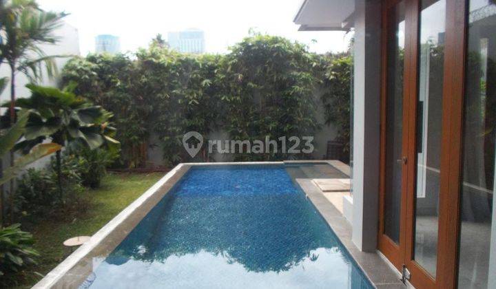 Amazing House in the Prime area of Pondok Indah 2