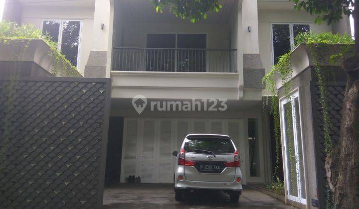 Comfortable and beautiful house In Kebayoran Baru area for expatriat and others &#34;The price can be negotiable&#34; 1