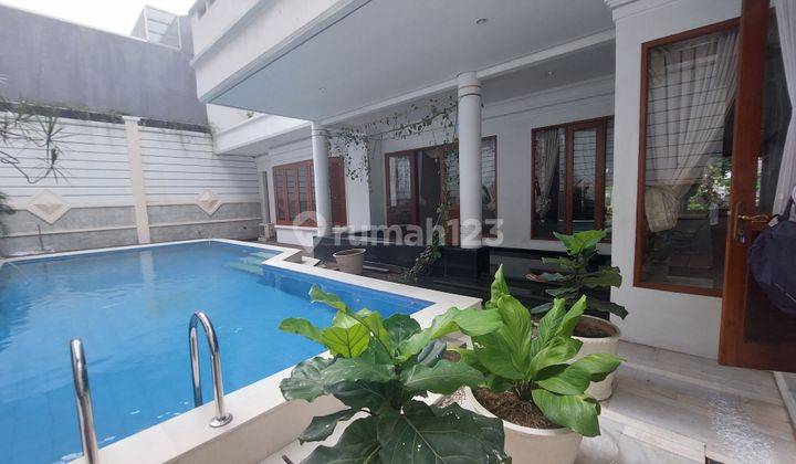 Luxury House in Senayan Good For Expatriate, Embassy Residential 1