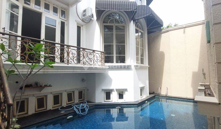 Luxury house at Senopati area good for expatriate or embassy suitable for office or beauty clinic 2