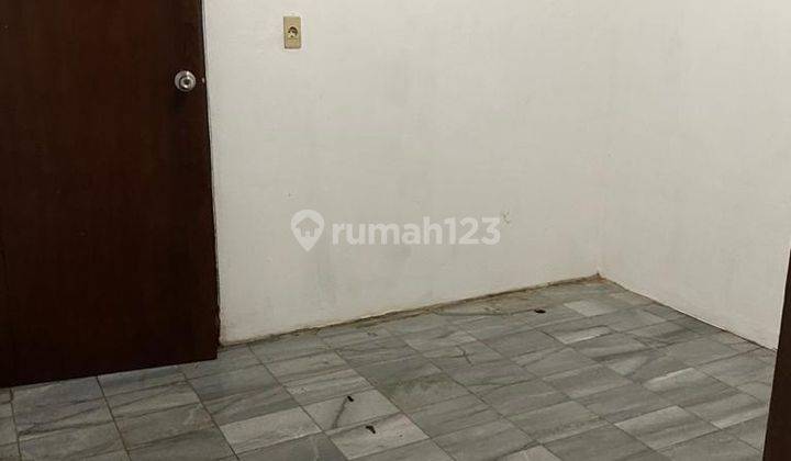 Comfortable house in Senopati suitable for office or cafe 2