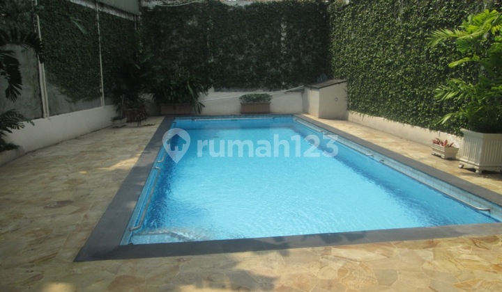 Cipete地区精美联排别墅 2