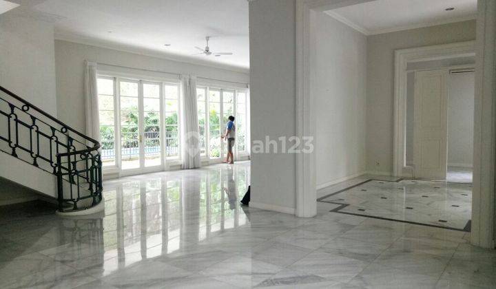Bright, Modern and Quite House in Senayan Area. 1
