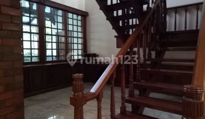 Beautiful House for rent in permata hijau 2
